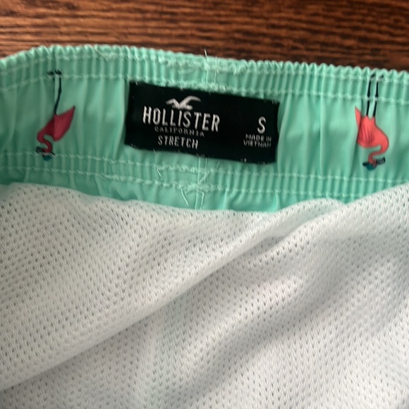 Men’s size small Hollister and American Eagle swim shorts - Picture 4 of 8